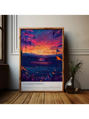 Ninastore Glastonbury Gün Batımı Posteri: Canlı Festival Sanat Baskısı