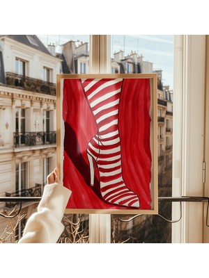 Ninastore Kırmızı Çizgili Yüksek Topuklu Ayakkabı Sanat Baskısı: Cesur Moda Illüstrasyonu (Dijital Indirme)