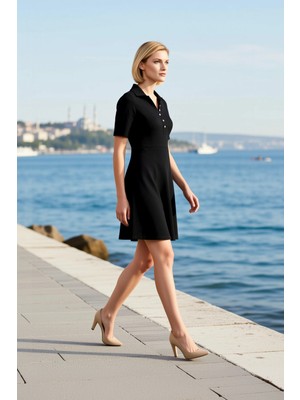 Benerly Kadın Büyük Beden Mini Elbise Polo Yaka Kısa Kol Kaşkorse Örme Skater Kalıp A Kesim Düz Desen