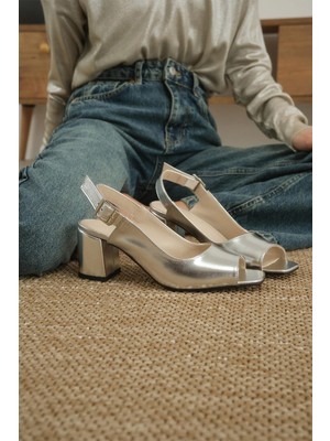 Mio Gusto Mina Gümüş Renk Kadın Topuklu Sandalet