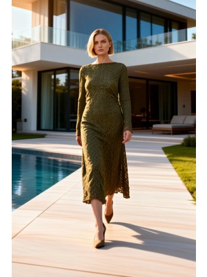 Benerly Kadın Maxi Elbise Vücudu Bisiklet Yaka Uzun Standart Kol Astarlı Dantel Örme Kumaş Düz Desen