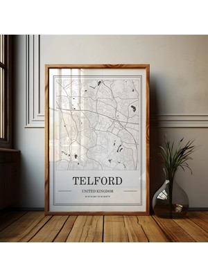 Ninastore Telford Harita Posteri: Minimalist Siyah Beyaz Şehir Sanatı