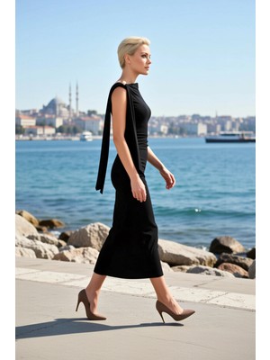 Benerly Kadın Maxi Bodycon Asimetrik Yaka Tek Uzun Kol Detaylı Örme Esnek Kumaş Astarlı Şık