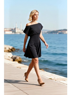 Benerly Kadın Mini Elbise Asimetrik Yaka Düşük Omuz Kısa Kol Belden Açılan Ribana Örme Skater Kalıp