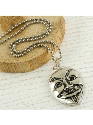 Renklime Maske Metal Kolye