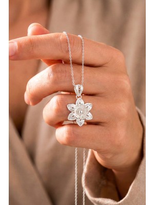 Silvera Telkari 925 Ayar Gümüş Zambak Çiçeği Elişi Midyat Telkari Kolye ST413