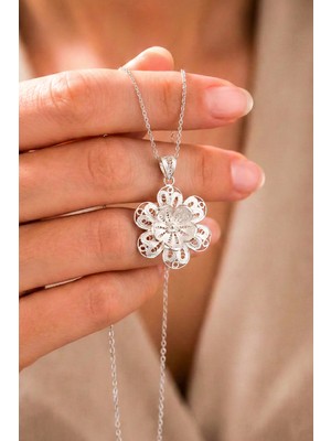 Silvera Telkari 925 Ayar Gümüş Nergis Çiçeği Elişi Midyat Telkari Kolye ST411