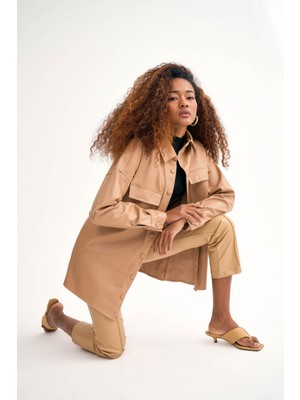 Sateen Cepli Salaş Deri Gömlek - Bej