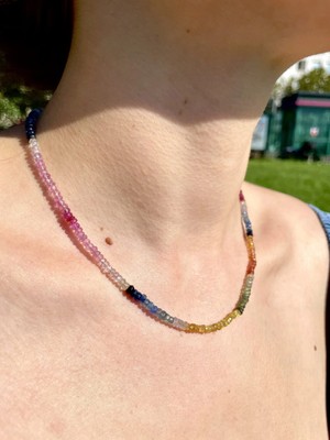 Doğaltaş Safir Taşı Kolye