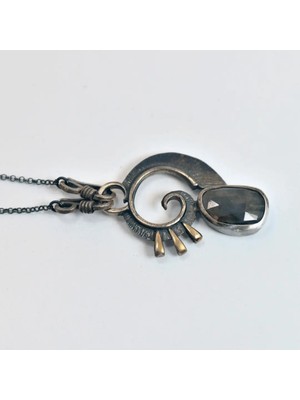 Doğaltaş Safir Taşı Gümüş Kolye (Özel Seri)