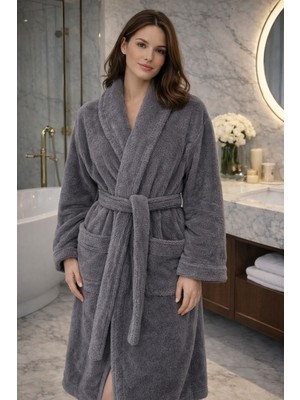 Tekstil Stokları Şal Yaka Cepli %100 Doğal Pamuktan Üretilme Yumuşak Dokulu Bornoz