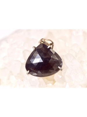 Doğaltaş Safir Taşlı Gümüş Kolye