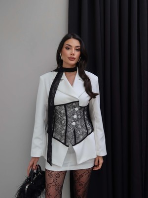 Esra Helvacı Tül Şallı Dantel Korsajlı Ceket Etek Takım