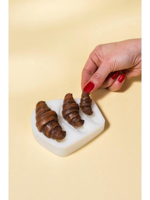 Rufus Concept Kruvasan Üç Boy Üçlü Silikon Mum Kalıbı