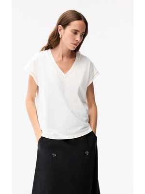 Adl Yakası Taşlı T-Shirt Kemik 17545242001