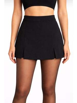 Glam Love Kadın Siyah Krep Kumaş Şortlu Etek Mini Boy Yırtmaç Detaylı Yüksek Bel Günlük Şık Tasarım - Siyah