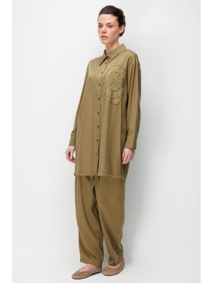 Micca %100 Doğal LyoCEL Dökümlü Soft Hissiyat Rose Nakış ve Ta İşleme Pantolon ve Maxi Tunik Kombin Takım-Haki