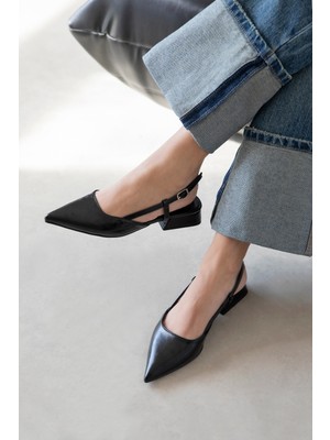 Straswans Chrest Kadın Topuklu Kırışık Deri  Ayakkabı Siyah