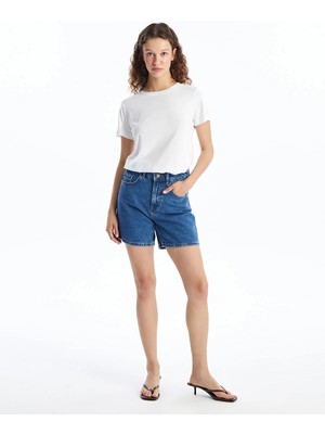 Lc Waikiki Yeni Sezon Standart Fit Kadın Jean Şort