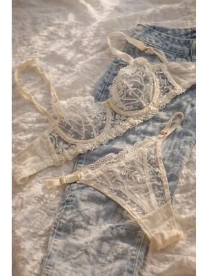 Süsen Lingerie Ivory Kadın Sütyen Takım