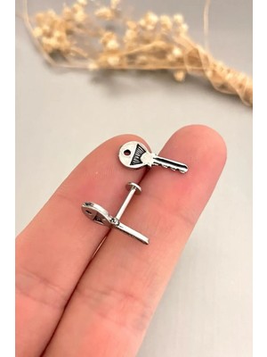 Jaida Moda Unisex Gri Anahtar Figürlü Helix Kıkırdak Çelik Piercing
