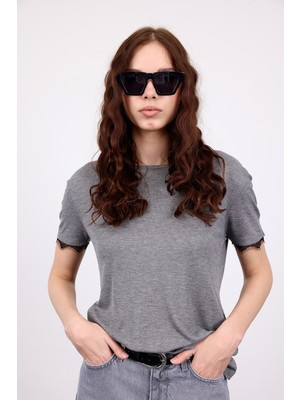 5in1Canpolat Antrasit Kolları Dantel Detaylı Tişört