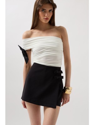 Barış Beauty Fiyonk Detay Mini Etek