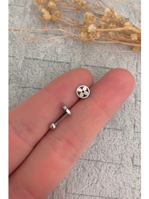 Jaida Moda Kadın Gri Yonca Figür Çelik Tragus Helix Kıkırdak Piercing