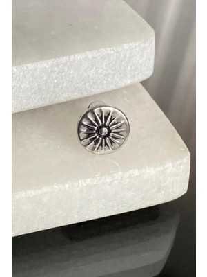 Jaida Moda Unisex Gümüş Cerrahi Çelik Güneş Kalkan Figür Helix Lobe Piercing