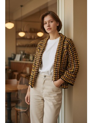 Pulur.co Kahverengi Hardal Sarısı Tığ Işi El Örgüsü 3/4 Kol Altıgen %100 Yün Hırka