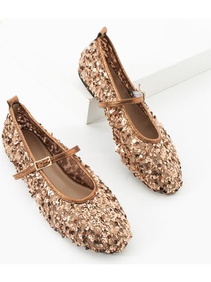 Kadın Pullu Kemer Detaylı Babet Carino Kahverengi