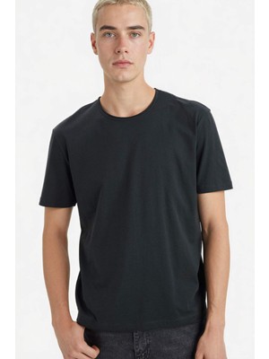 DeFacto %100 Pamuk Ağır Kumaş Tişört D5481AX26SP