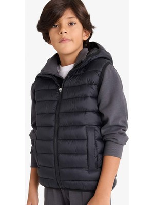 DeFacto Su Itici Kapüşonlu Yelek Erkek ÇOCUK F9523A826SP