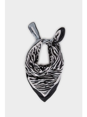 DeFacto Kadın Zebra Desenli Saten Fular H1033AX26SM