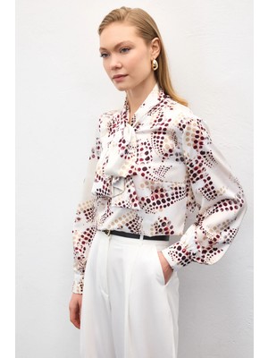 Sateen Fular Detaylı Desenli Bluz - Ekru