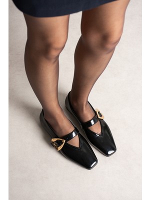 Dicle Polat Rosalin Gold Kalp Toka Detaylı Küt Burun Kadın Babet -Siyah