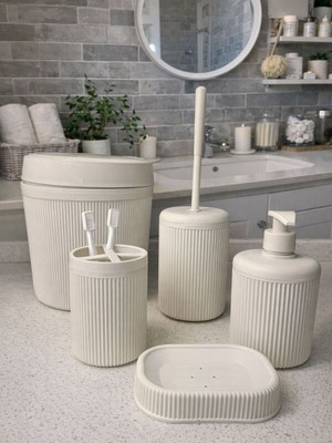 Feyza Design Şık ve Fonksiyonel 5'li Banyo Seti, Hijyen ve Konfor Sağlar