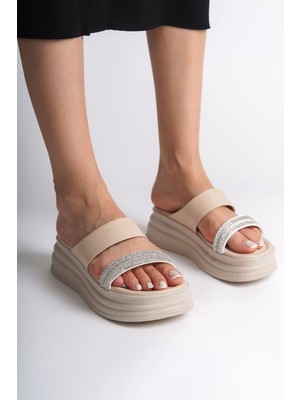 Aesco Sarah Düz Topuklu Taşlı Şeritli Kalın ve Ortopedik Taban Kadın Terlik  Ckt - Krem