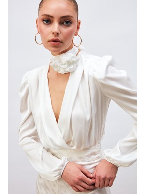 Sateen Kruvaze Saten Bodysuit Bluz - Ekru