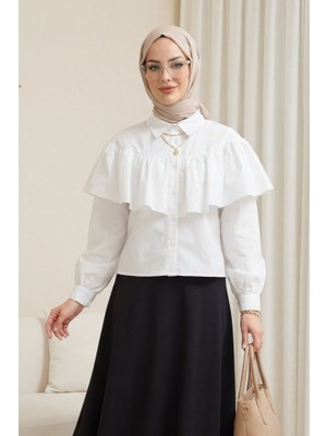 Önü ve Omuzu Fırfır Detaylı Poplin Gömlek Bluz -Beyaz