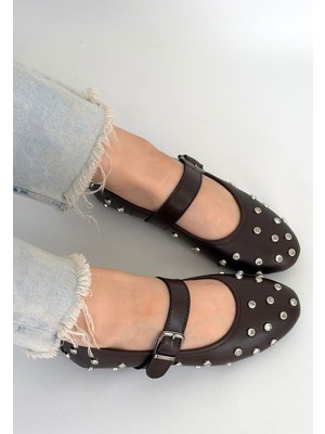 Hatıra Kutusu Ritta Kahverengi Cilt Kemerli Babet Ayakkabı - Lisinya