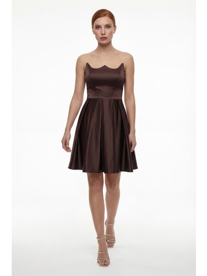 Lafaba Kadın Kahverengi Dar Kalıp Straplez Yaka Saten Mini Mezuniyet Abiye Elbise