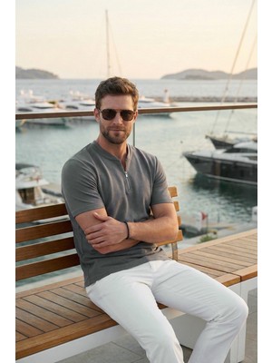 Buratti Pamuklu Regular Fit Yarım Fermuarlı T Shirt Erkek T Shirt 5902653