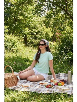 Lela Pamuklu Slim Fit Bisiklet Yaka Minimal Işleme Detaylı T Shirt Bayan T Shirt 5866398