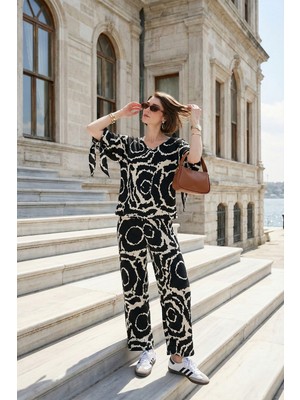 Lela Desenli Regular Fit Truvakar Kol V Yaka Alt-Üst Takım Bayan Takım 5865357