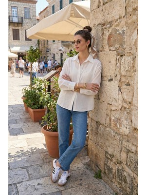 Lela Regular Fit Güpürlü Cep Detaylı Uzun Kollu Gömlek Bayan Gömlek 6773215