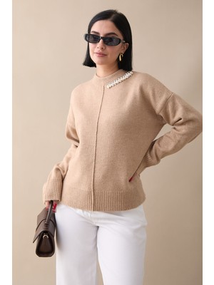 inStyle Deniz Kabuğu Taşlı Bej Triko Kazak