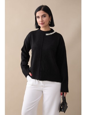 inStyle Deniz Kabuğu Taşlı Siyah Triko Kazak