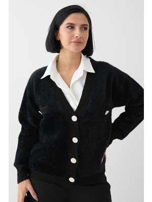 inStyle Cep Detaylı Tüylü Siyah Triko Hırka