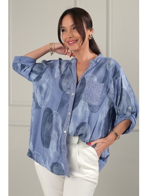 By Saygı Kadın Pul Detaylı Tek Cepli Ithal Baskı Desen Viskon Oversize Gömlek